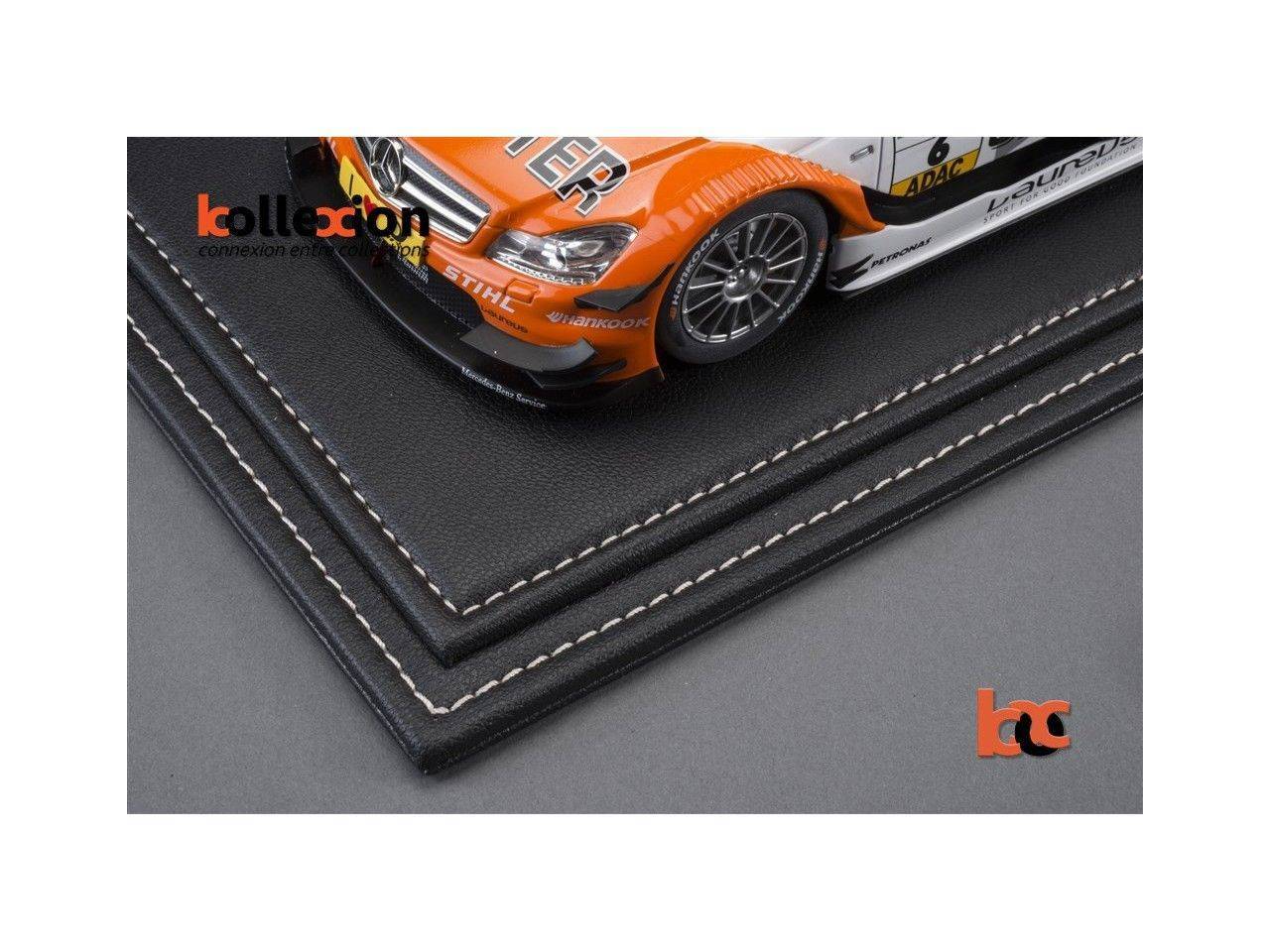 ATLANTIC ATL10013 Vetrina Display Box 1.18 Maranello Base in Pelle Nera - Leather Base 32.5cm x 16.5cm x 12.5cm