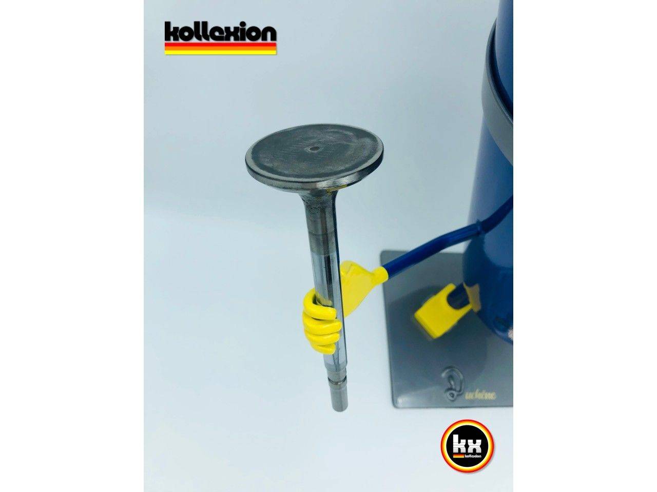 MINION PORSCHE 55 Pop Art Exemplaire Unique Bleu